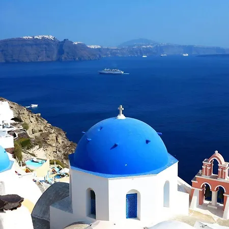 Finesse Oia (Santorini)